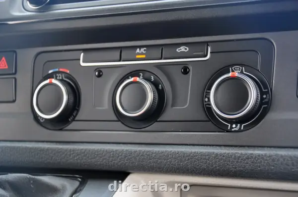 Poza anunț 18