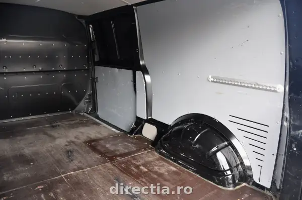 Poza anunț 10