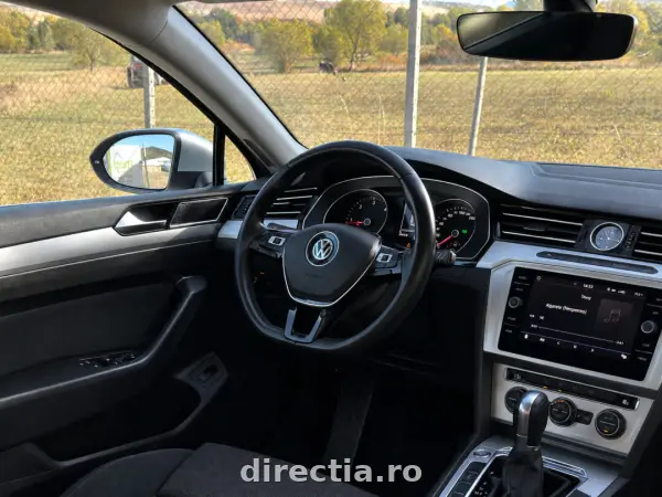 Poza anunț 11
