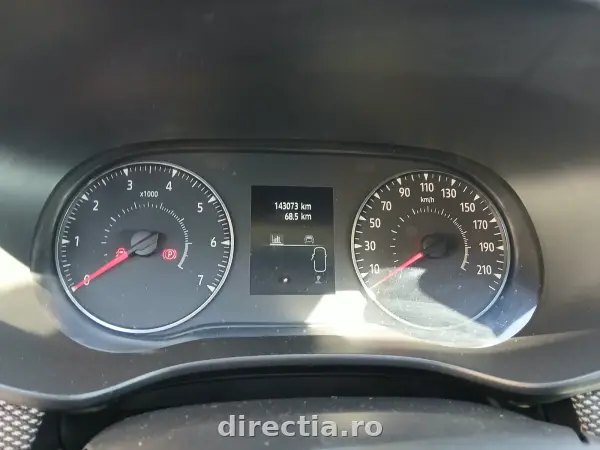 Poza anunț 12