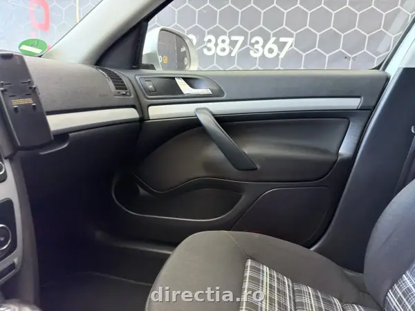 Poza anunț 17