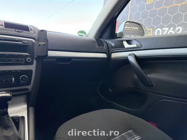 Poza anunț 13