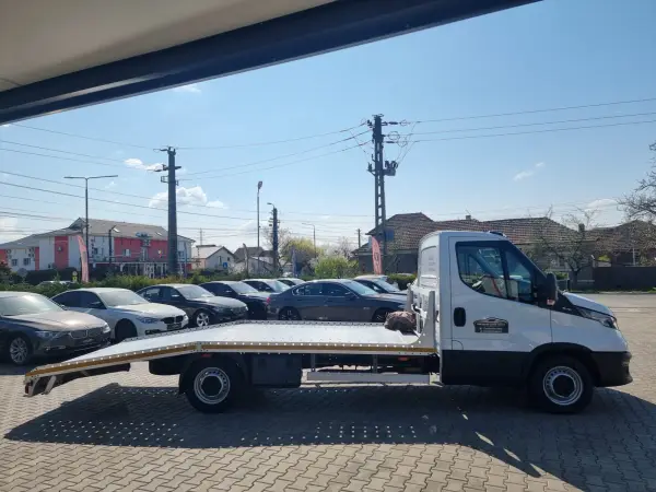 Poza anunț 22