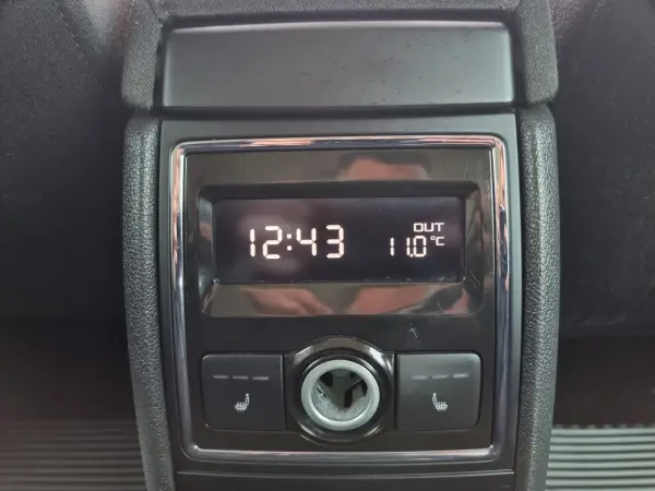 Poza anunț 26
