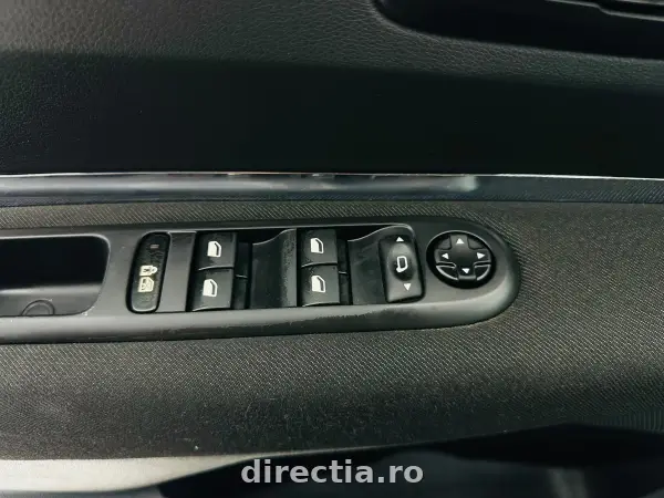 Poza anunț 13