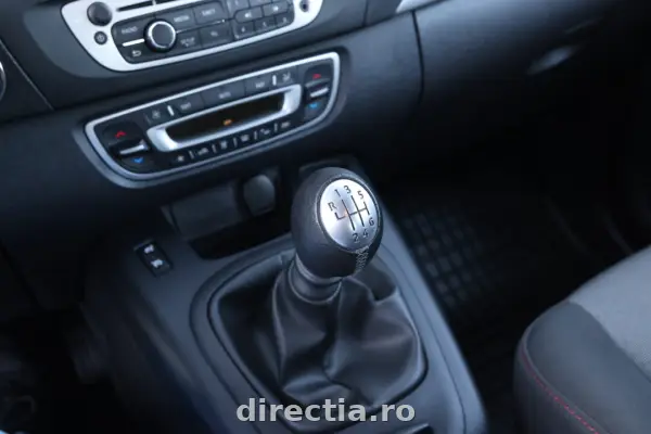 Poza anunț 22