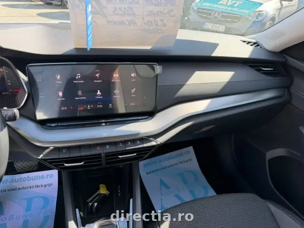 Poza anunț 12