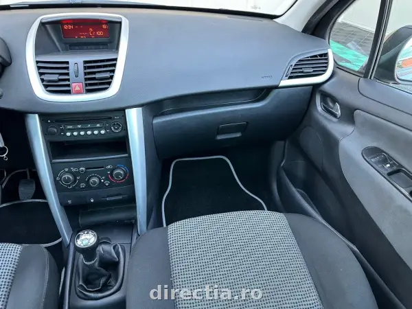 Poza anunț 16
