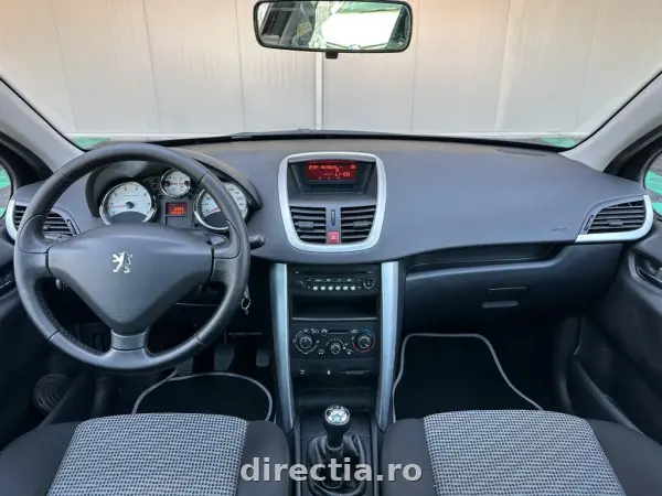 Poza anunț 14