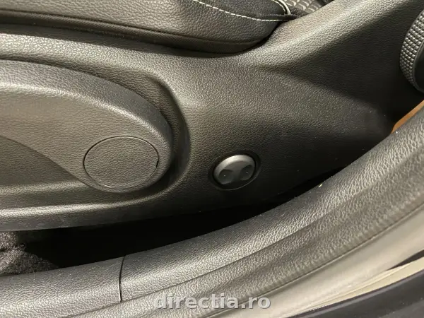 Poza anunț 18