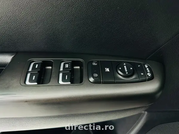 Poza anunț 12