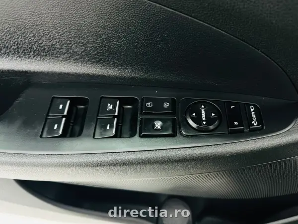 Poza anunț 12