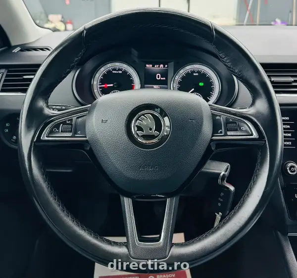 Poza anunț 32