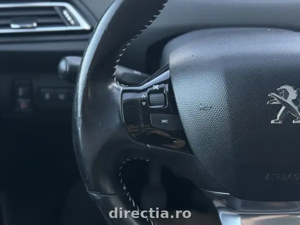Poza anunț 12