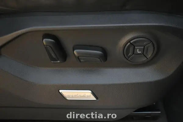Poza anunț 12