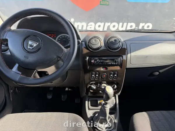Poza anunț 12