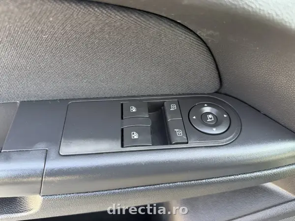 Poza anunț 14