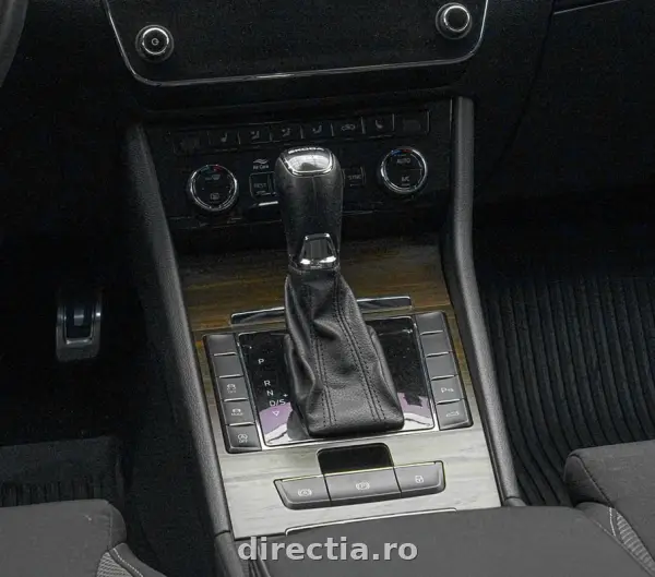 Poza anunț 11