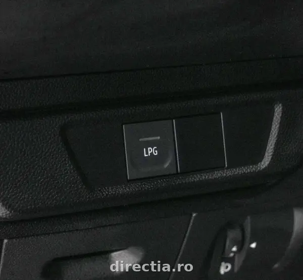 Poza anunț 11