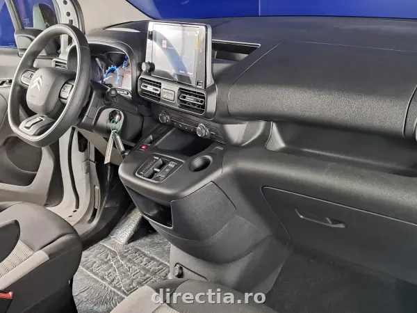 Poza anunț 18