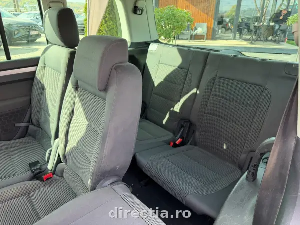 Poza anunț 12