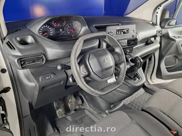 Poza anunț 18