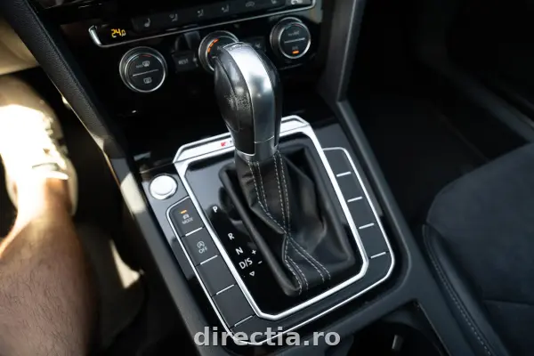 Poza anunț 17