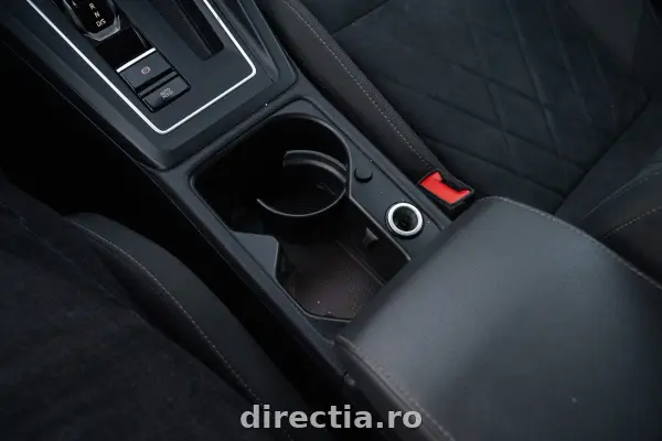 Poza anunț 18