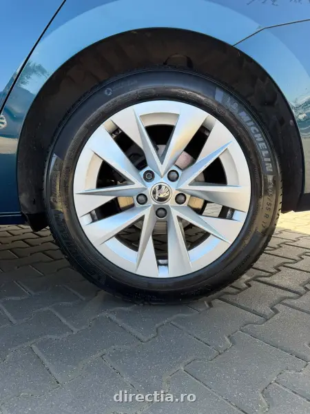 Poza anunț 17