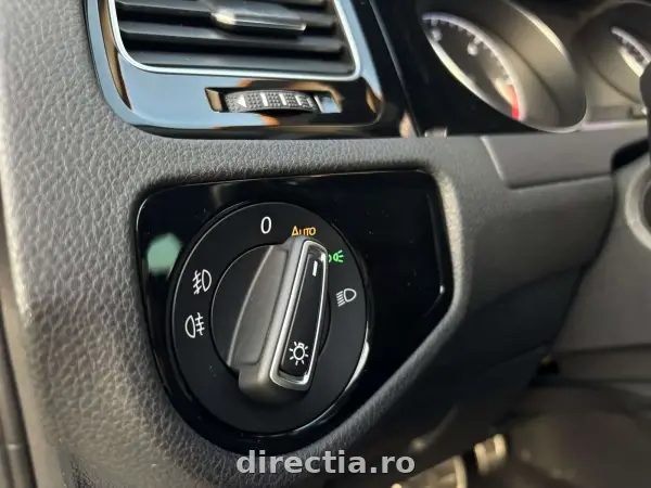 Poza anunț 10