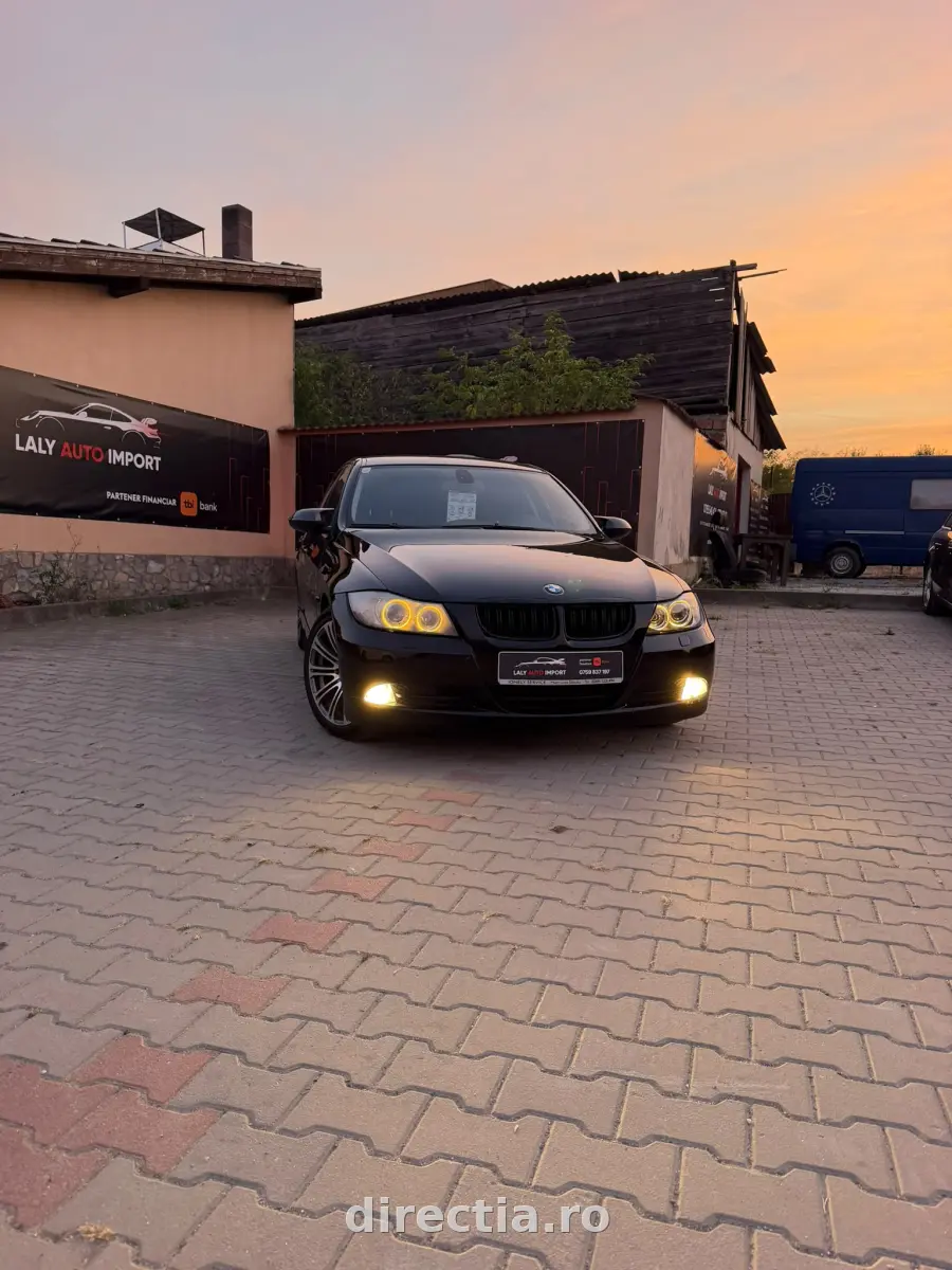 Poza principală