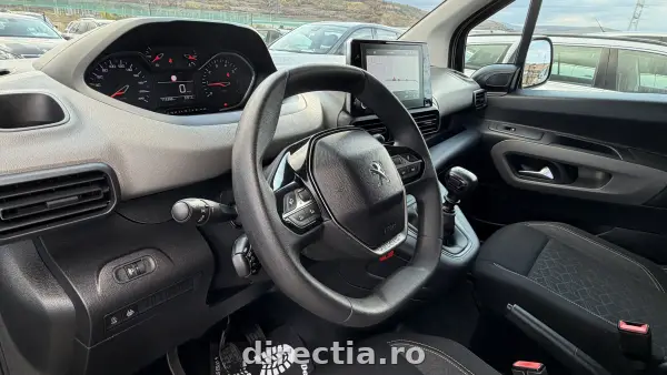Poza anunț 14