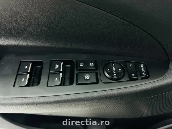 Poza anunț 11