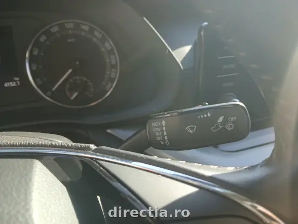 Poza anunț 11
