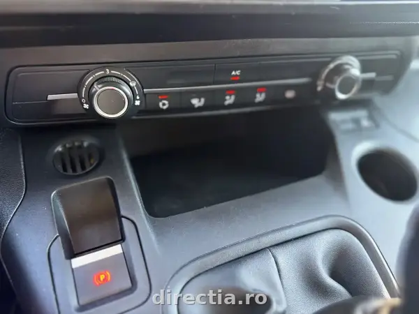 Poza anunț 14