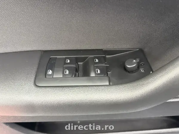 Poza anunț 12