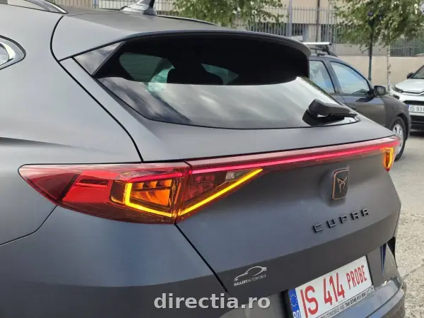 Poza anunț 12