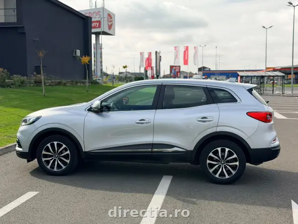 Poza anunț 32