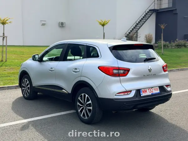 Poza anunț 12