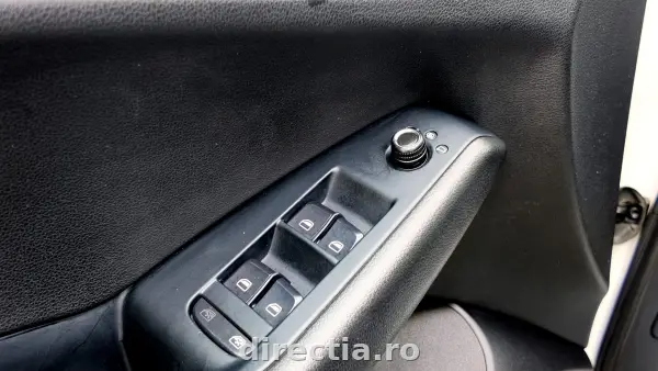 Poza anunț 33