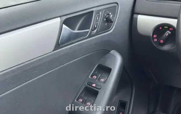Poza anunț 13
