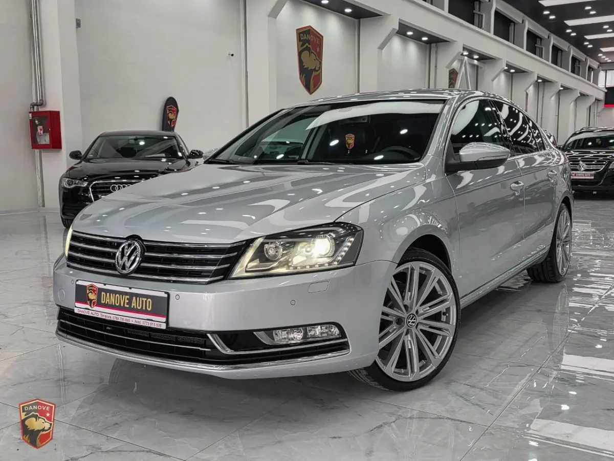 Poza principală