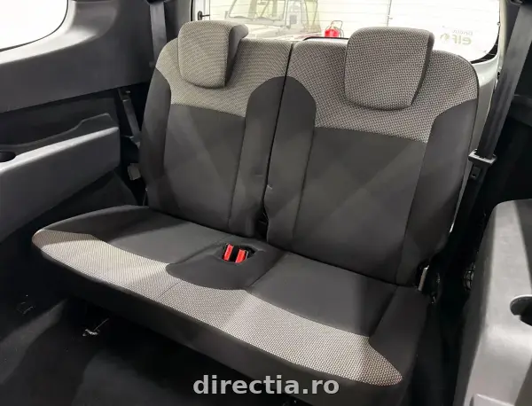 Poza anunț 18