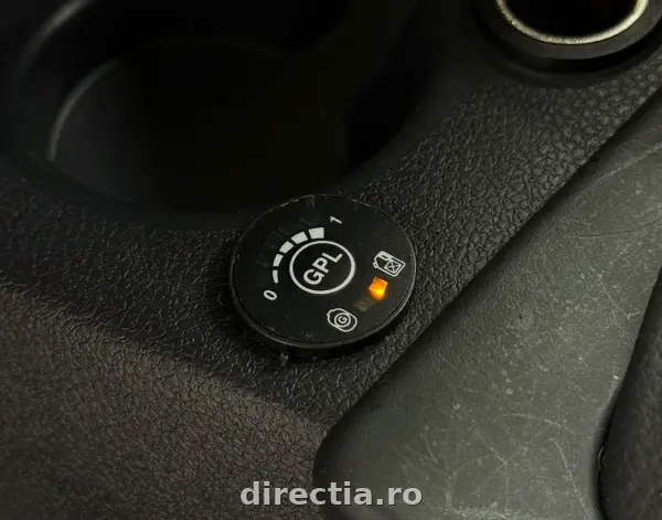 Poza anunț 12
