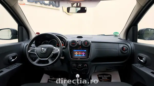 Poza anunț 12