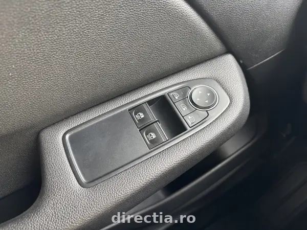 Poza anunț 31