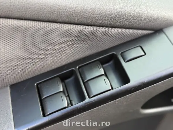Poza anunț 12