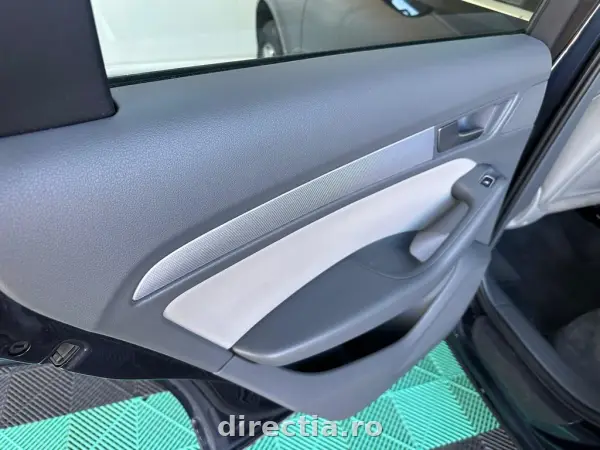 Poza anunț 18