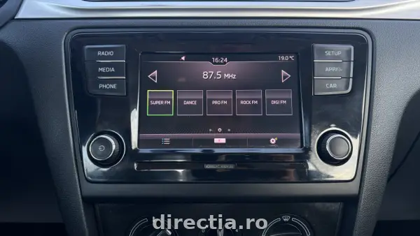 Poza anunț 14