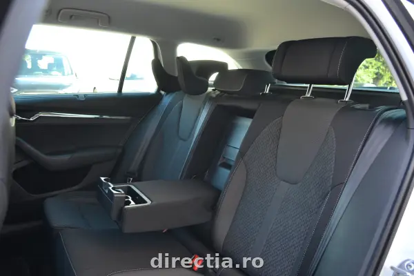 Poza anunț 10